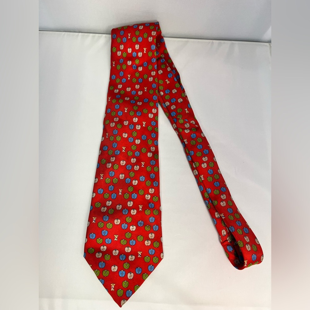 Burberry London Apple Tie Red Silk Novelty Designer Fruit Pattern Mens Tie